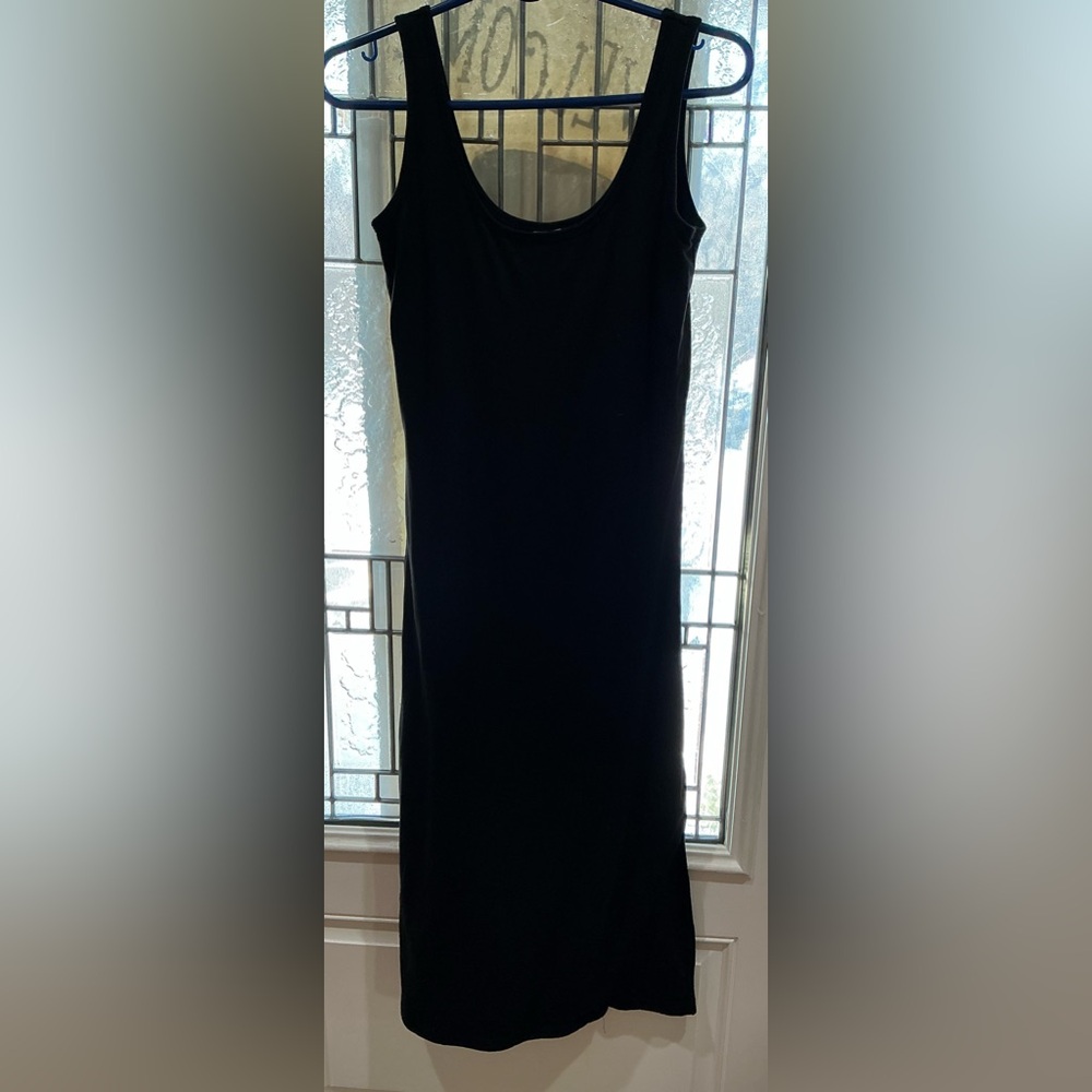 Chic Black Midi Dress